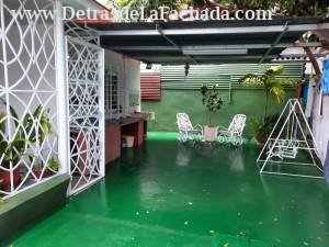 Pallares 77 entre Nazareno y Corona