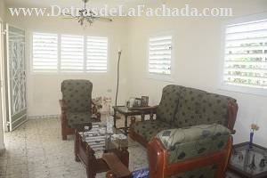 Calle Segunda No. 1921 entre 16 y 19