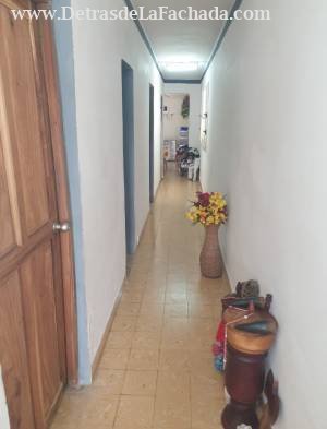 A 3 cuadras de 124 y 35