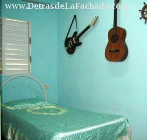 2nd room with closet