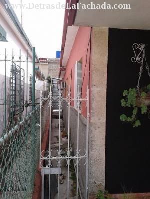 Pasillo que comunica portal y terraza