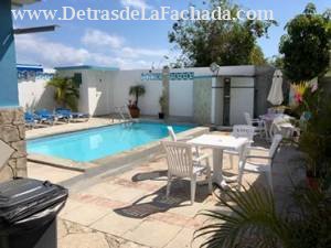 Calle Quebec entre Guatemala y Montevideo