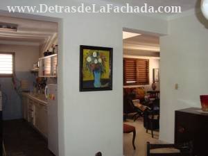 Desde comedor bajos vista sala y cocina