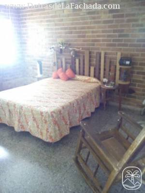 Calle 134, #25508,  entre 249 y Lindero, Rio Verde