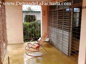 Ave. 233 No. 21038, e/ 235 y 216, Fontanar