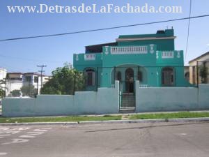 calle San Mariano No.62 ent. Parraga y Poey.