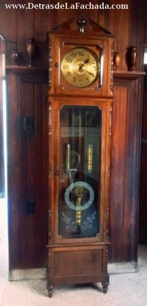 Santa María No.8 entre Avenida 26 y Diego Velazquez