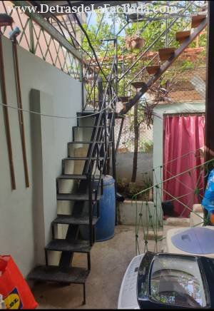 A 3 cuadras de 124 y 35