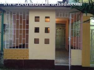 Ave 49 No 17013 E/180 y 172