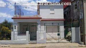 Calle 11 No. 9428 e/94 y 96. Playa