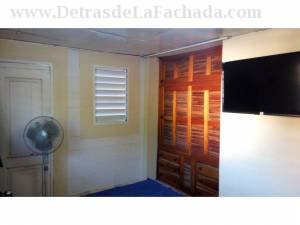 Calle 101 No. 12623 e/ 126 y 128-B