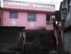 Calle 4ta. #6002A. E/ Central y Lindero