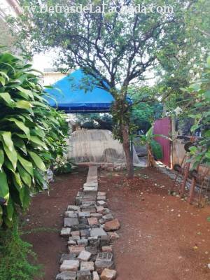 A 1 cuadra de g y de 23