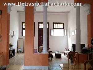 Virtudes 560 Altos / Lealtad y Escobar