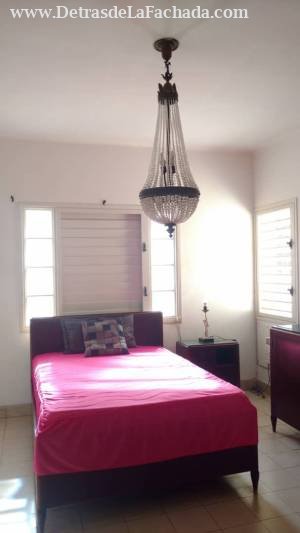 Avenida 1ra Nr..3609 entre 36A y 38