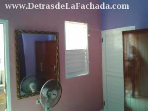 casa altos 4/4,hall,cisterna,placa libre.Casco Historico.Habana Vieja(i1a55)