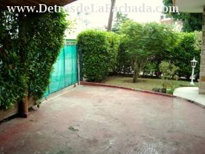 Parque 502, esquina a Patrocinio. Mónaco