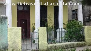 calzada de Diez de Octubre y primera, a dos cuadras de la avenida Acosta