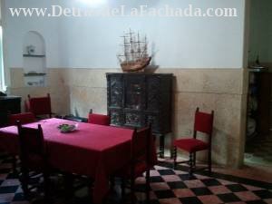 calle F No. 107 Bajos e/ 5ta y Calzada