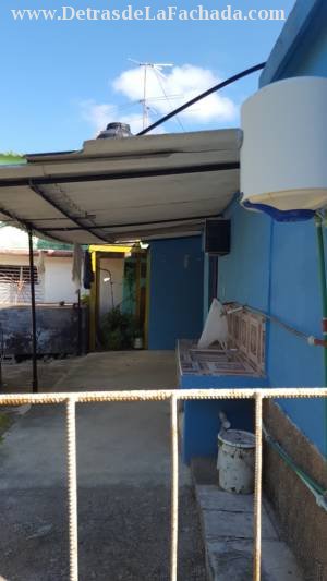 Carretera del Asilo, casa nr.8A e/ Los Pinos y Naval, Casablanca