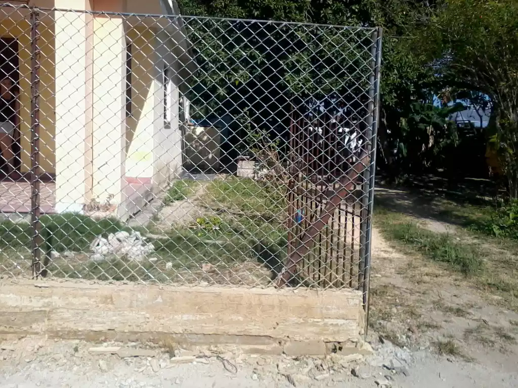 calle 1ra #56 e/t 2da y Final.