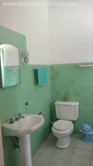 Avenida 1ra Nr..3609 entre 36A y 38