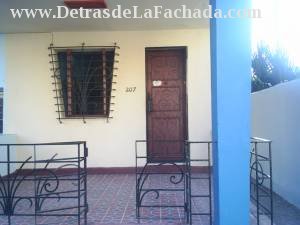 Casa de 2 plantas, grande..