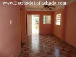 Cerca de la agencia de autos "Multimarcas"