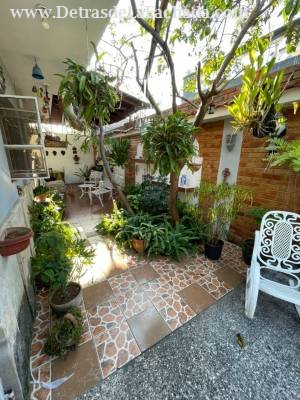 Calle 218 #2108 entre 21 y 23 Atabey