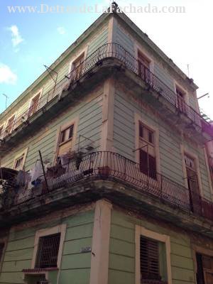 House 2 nd floor beam and slab three quarters