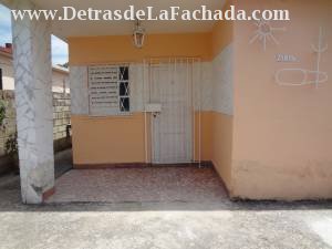 Cerca de la agencia de autos "Multimarcas"