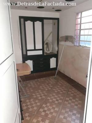 289 Calle entre 132 y 134 #13207 Boyeros, berenguer