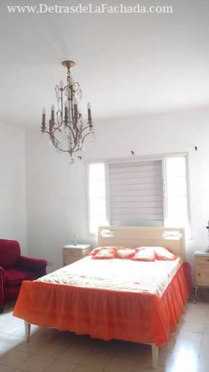 Avenida 1ra Nr..3609 entre 36A y 38