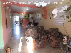 Bacuranao Playa cerca del punto de control