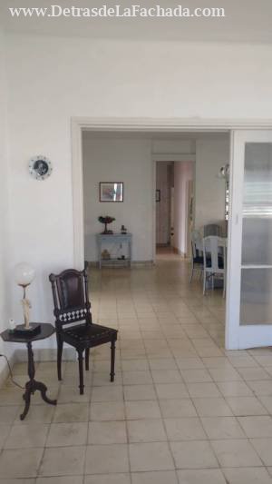 Avenida 1ra Nr..3609 entre 36A y 38