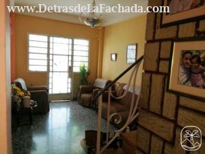 Calle Josefina No 52 Esquina Agustina ,Sevillano.