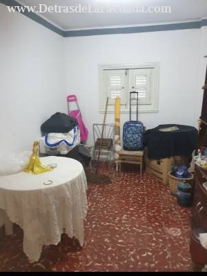 A 3 cuadras de 124 y 35