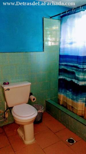 calle mexico 177 A entre rio de janeiro y montevideo