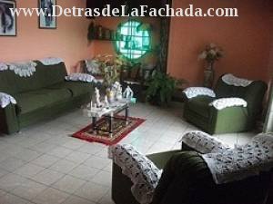 Santa Catalina 614 e/ Mayía Rodríguez y La Sola