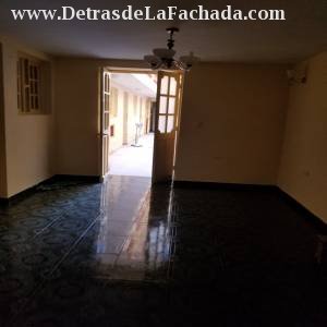 Vista Desde La Saleta al Patio Interior.