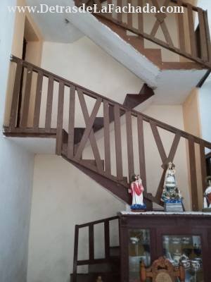 STAIRCASE TO THE 2ND AND 3RD FLOOR
