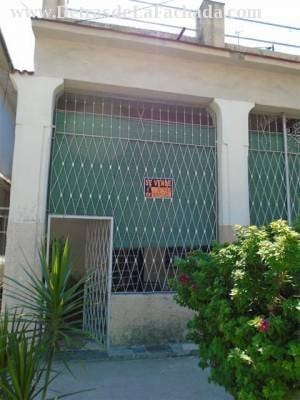 Casa Independiente de  3/4 muy cerca  de  Cerro y Boyeros con placa libre  sita en Prensa  217 e/C. del Cerro Y  San Crsitobal