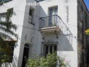 39 # 2214, entre 26 y 41