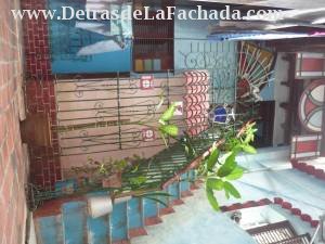 Patio, cuarto 5 y entrada de la cocina