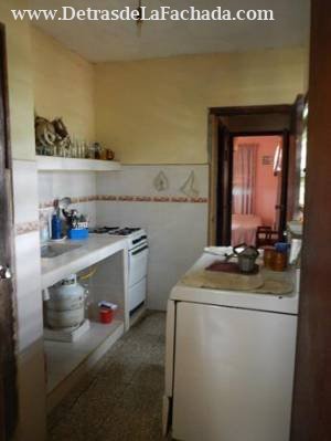 Avenida del Carmen # 51 esquina Oeste 3 Reparto Celimar. Playa Bacuranao.