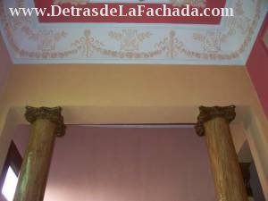 Columns and part of the ceiling of the room