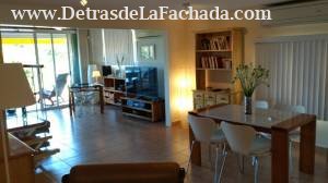 Frente al Parque Ecológico Monte Barreto