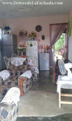 ave 277 s/n entre 208 y 214