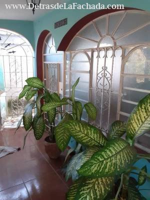 289 Calle entre 132 y 134 #13207 Boyeros, berenguer