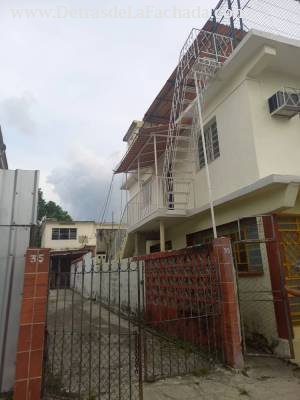 Casa en Santa Amalia a Dos cuadras del Policake!!!